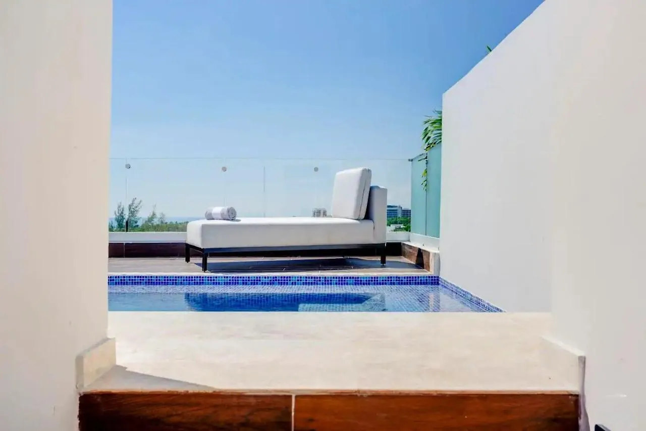 The Eight Condos By Riviera Rentals Playa del Carmen Apartment